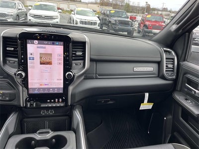 2026 RAM 3500 RAM 3500 LARAMIE CREW CAB 4X4 8' BOX