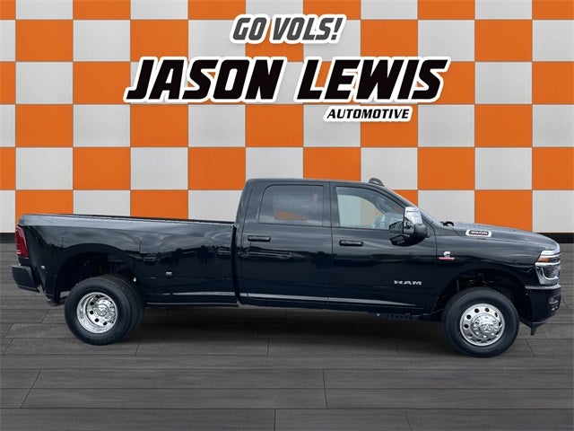 2026 RAM 3500 RAM 3500 LARAMIE CREW CAB 4X4 8' BOX