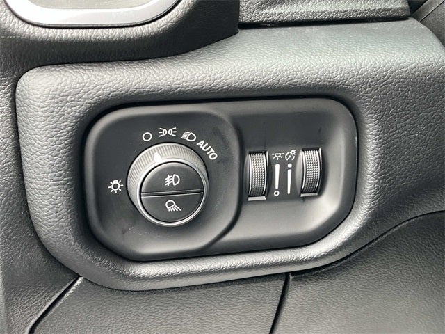 2026 RAM 3500 RAM 3500 LARAMIE CREW CAB 4X4 8' BOX