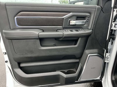 2026 RAM 3500 RAM 3500 LARAMIE CREW CAB 4X4 8' BOX