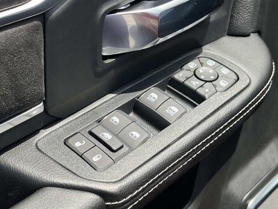 2026 RAM 3500 RAM 3500 LARAMIE CREW CAB 4X4 8' BOX