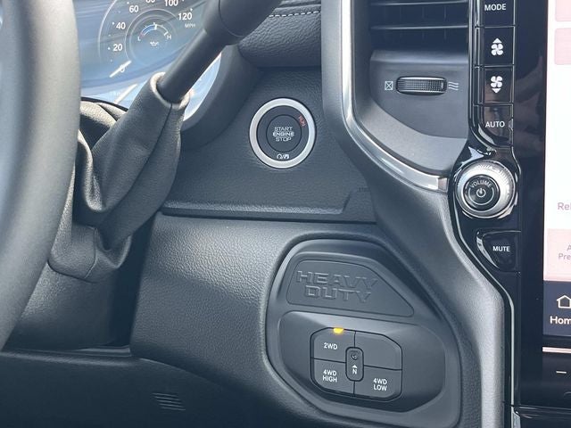 2026 RAM 3500 RAM 3500 LARAMIE CREW CAB 4X4 8' BOX