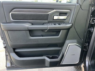 2026 RAM 3500 RAM 3500 LARAMIE CREW CAB 4X4 8' BOX
