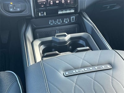 2026 RAM 3500 RAM 3500 LIMITED CREW CAB 4X4 8' BOX