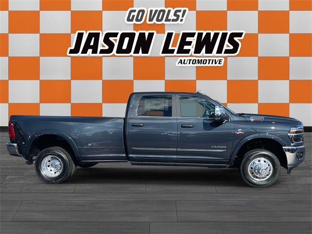 2026 RAM 3500 RAM 3500 LIMITED CREW CAB 4X4 8' BOX