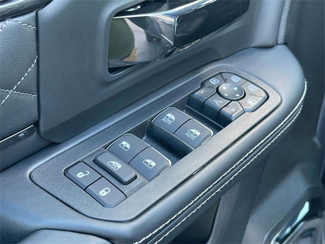 2026 RAM 3500 RAM 3500 LIMITED CREW CAB 4X4 8' BOX