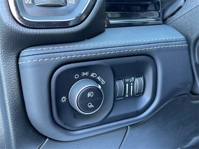 2026 RAM 3500 RAM 3500 LIMITED CREW CAB 4X4 8' BOX