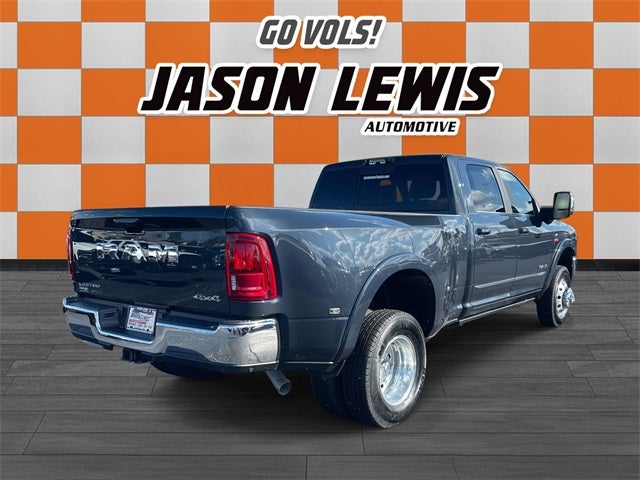 2026 RAM 3500 RAM 3500 LIMITED CREW CAB 4X4 8' BOX