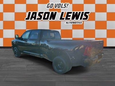 2027 RAM 3500 RAM 3500 LIMITED CREW CAB 4X4 8' BOX