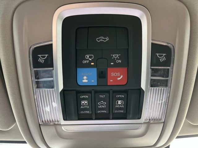 2026 RAM 3500 RAM 3500 LIMITED LONGHORN CREW CAB 4X4 8' BOX