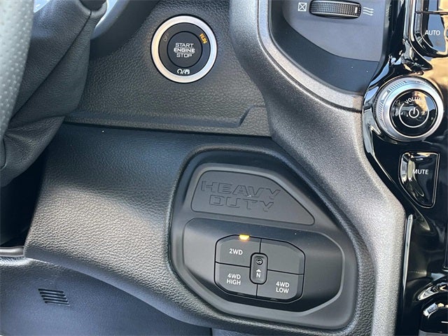 2026 RAM 2500 RAM 2500 TRADESMAN REGULAR CAB 4X4 8' BOX