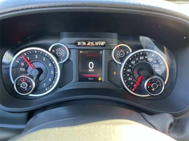 2026 RAM 2500 RAM 2500 TRADESMAN REGULAR CAB 4X4 8' BOX