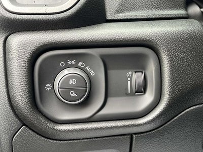 2026 RAM 1500 RAM 1500 WARLOCK CREW CAB 4X4 5'7' BOX