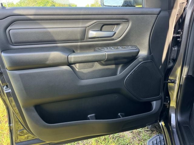 2026 RAM 1500 RAM 1500 WARLOCK CREW CAB 4X4 5'7' BOX