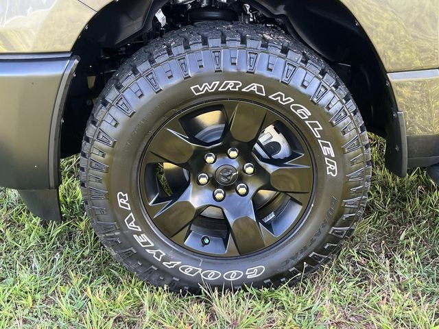 2026 RAM 1500 RAM 1500 WARLOCK CREW CAB 4X4 5'7' BOX