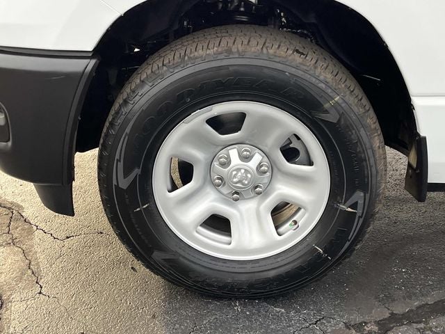 2026 RAM 1500 RAM 1500 TRADESMAN CREW CAB 4X4 5'7' BOX