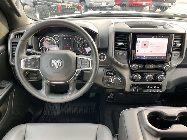 2026 RAM 1500 RAM 1500 TRADESMAN CREW CAB 4X4 5'7' BOX