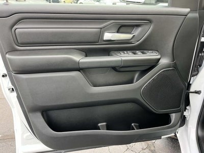 2026 RAM 1500 RAM 1500 TRADESMAN CREW CAB 4X4 5'7' BOX