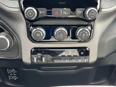 2026 RAM 1500 RAM 1500 TRADESMAN CREW CAB 4X4 5'7' BOX