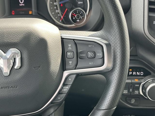 2026 RAM 1500 RAM 1500 TRADESMAN CREW CAB 4X4 5'7' BOX