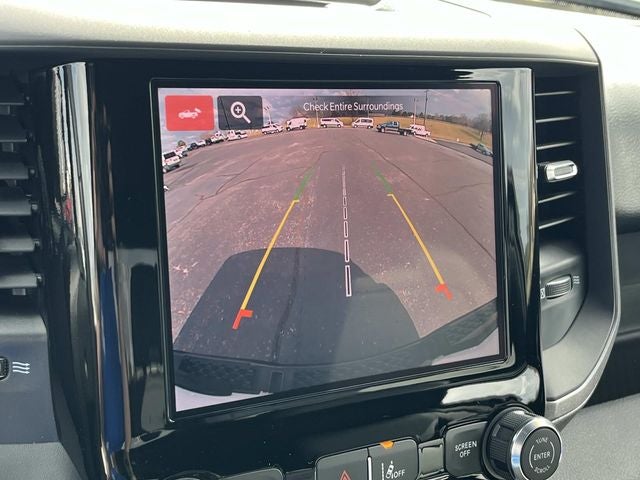 2026 RAM 1500 RAM 1500 TRADESMAN CREW CAB 4X4 5'7' BOX