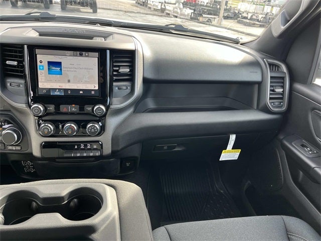 2026 RAM 1500 RAM 1500 WARLOCK CREW CAB 4X4 5'7' BOX