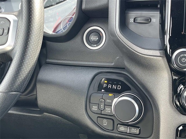 2026 RAM 1500 RAM 1500 WARLOCK CREW CAB 4X4 5'7' BOX