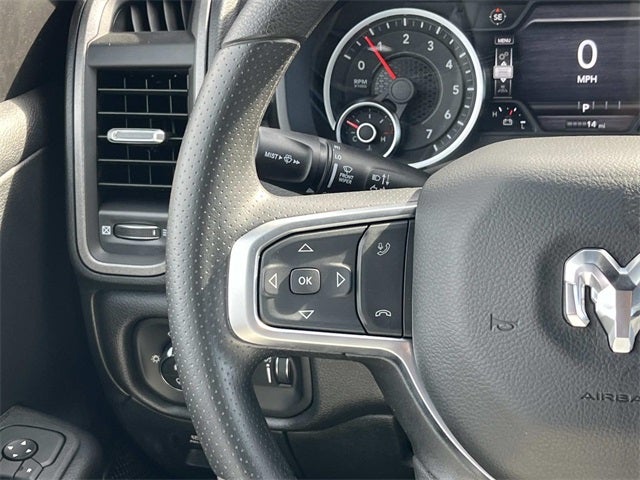 2026 RAM 1500 RAM 1500 WARLOCK CREW CAB 4X4 5'7' BOX