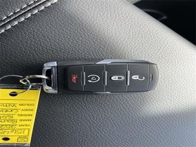 2026 RAM 1500 RAM 1500 WARLOCK CREW CAB 4X4 5'7' BOX