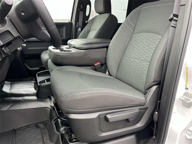 2026 RAM 2500 RAM 2500 TRADESMAN CREW CAB 4X4 6'4' BOX