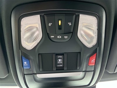 2026 RAM 2500 RAM 2500 TRADESMAN CREW CAB 4X4 6'4' BOX