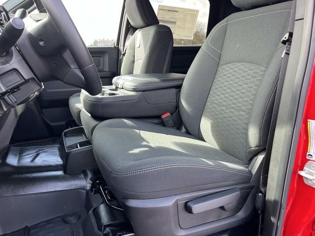 2026 RAM 2500 RAM 2500 TRADESMAN CREW CAB 4X4 6'4' BOX