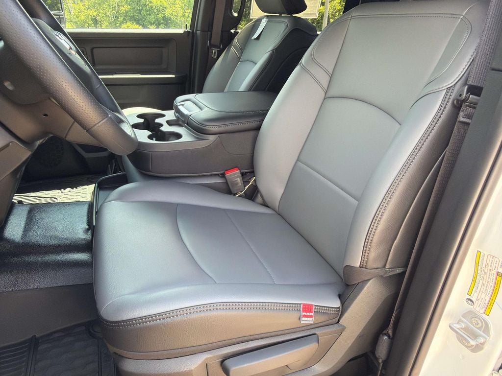 2026 RAM 2500 RAM 2500 TRADESMAN CREW CAB 4X4 6'4' BOX