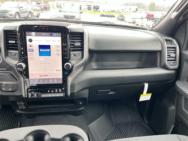 2026 RAM 2500 RAM 2500 TRADESMAN CREW CAB 4X4 6'4' BOX