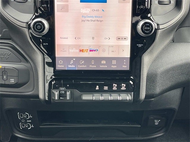 2026 RAM 2500 RAM 2500 TRADESMAN CREW CAB 4X4 6'4' BOX