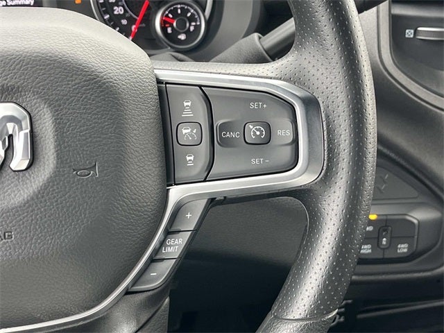 2026 RAM 2500 RAM 2500 TRADESMAN CREW CAB 4X4 6'4' BOX