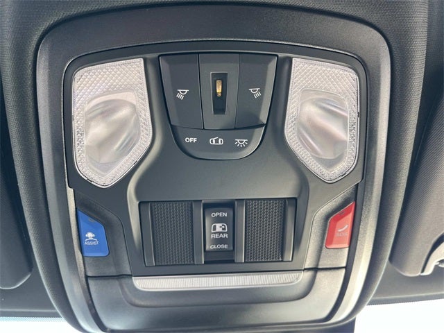 2026 RAM 2500 RAM 2500 TRADESMAN CREW CAB 4X4 6'4' BOX