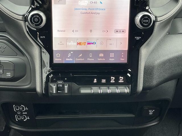 2026 RAM 2500 RAM 2500 TRADESMAN CREW CAB 4X4 6'4' BOX