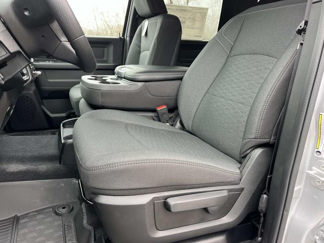 2026 RAM 2500 RAM 2500 TRADESMAN CREW CAB 4X4 6'4' BOX