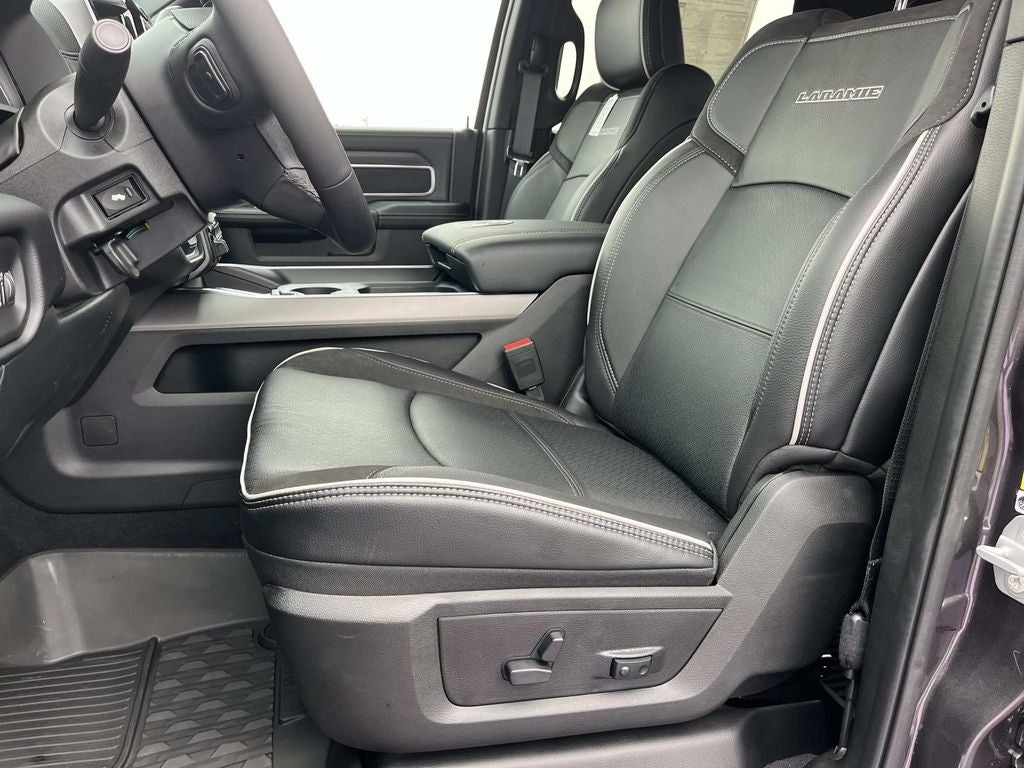 2026 RAM 2500 RAM 2500 LARAMIE CREW CAB 4X4 6'4' BOX