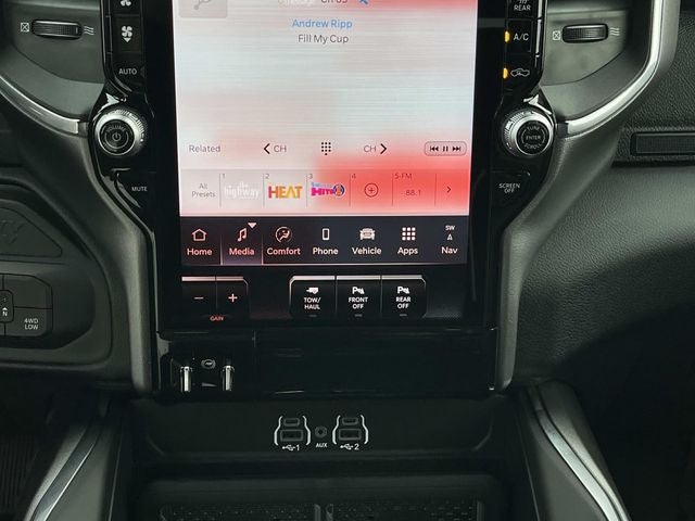 2026 RAM 2500 RAM 2500 LARAMIE CREW CAB 4X4 6'4' BOX