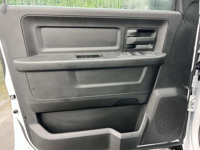2026 RAM 2500 RAM 2500 BLACK EXPRESS CREW CAB 4X4 8' BOX