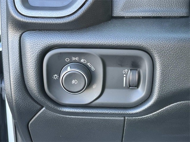 2026 RAM 3500 RAM 3500 TRADESMAN CHASSIS REGULAR CAB 4X4 60' CA