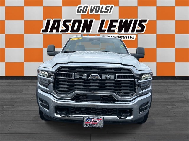 2026 RAM 4500HD RAM 4500 TRADESMAN CHASSIS REGULAR CAB 4X4 84' CA