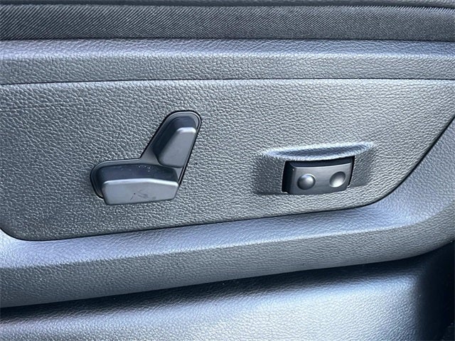 2026 RAM 4500HD RAM 4500 BIG HORN CHASSIS CREW CAB 4X4 60' CA