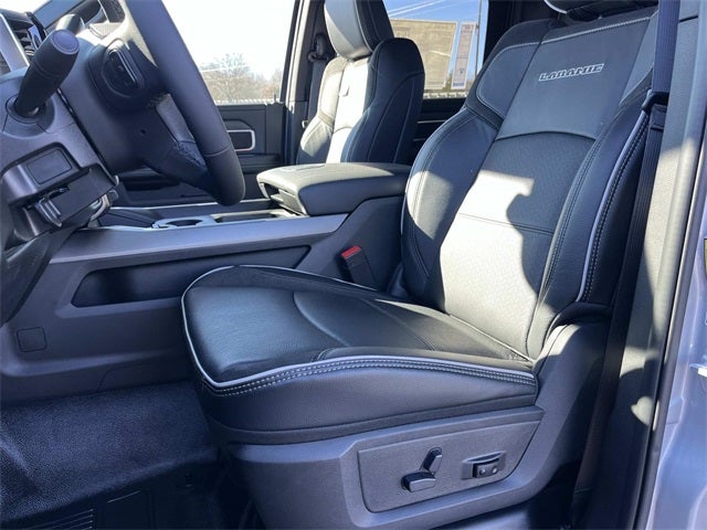 2026 RAM 4500HD RAM 4500 BIG HORN CHASSIS CREW CAB 4X4 60' CA