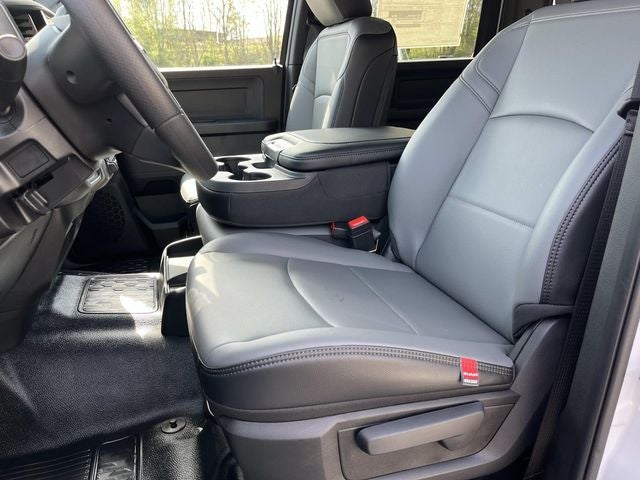 2026 RAM 4500HD RAM 4500 TRADESMAN CHASSIS CREW CAB 4X4 60' CA