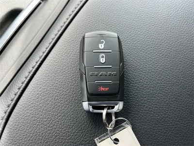 2025 RAM 4500HD RAM 4500 TRADESMAN CHASSIS CREW CAB 4X4 84' CA