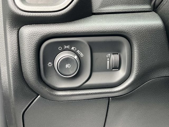 2026 RAM 5500HD RAM 5500 TRADESMAN CHASSIS REGULAR CAB 4X4 60' CA