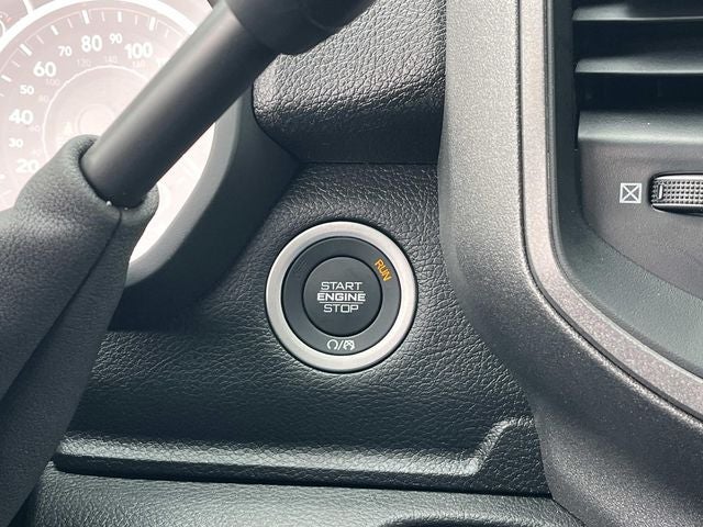 2026 RAM 5500HD RAM 5500 TRADESMAN CHASSIS REGULAR CAB 4X4 60' CA